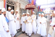 Moharram ul-Haraam 1437 AH: Haatim ul-Khayraat wa Rabee' ul-Barakaat Haatim Zakiyuddin saheb (tus) and Majlis-e-Husaini